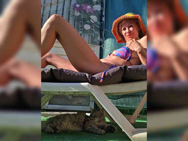 _Love-Blondi webcam