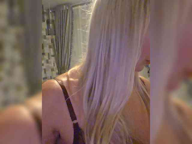 _Love-Blondi webcam