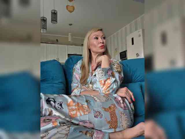 -Love-blondi webcam