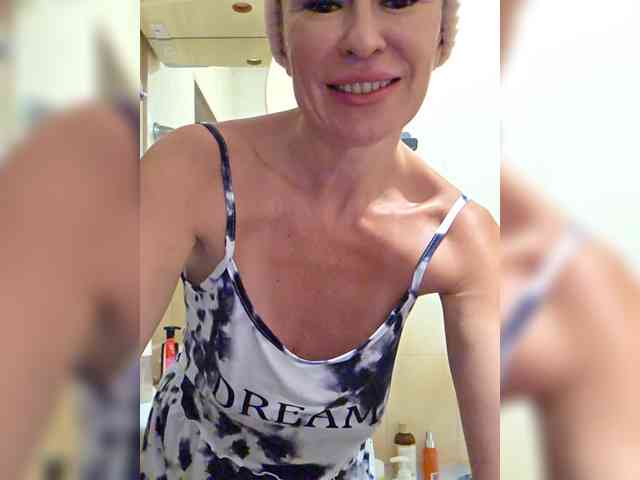 _Love-Blondi webcam