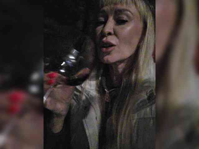 -Love-blondi webcam