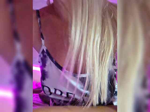 _Love-Blondi webcam