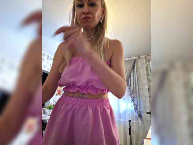 Model: _Love-Blondi