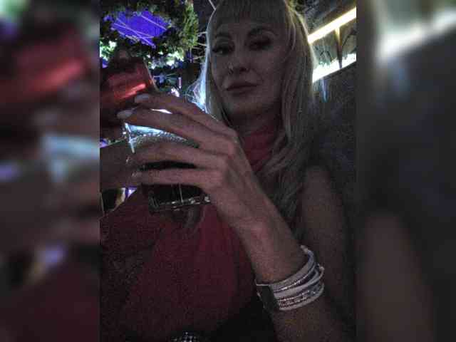 _Love-Blondi webcam