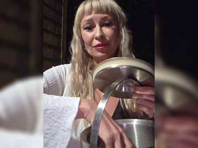 Love-Blondi webcam