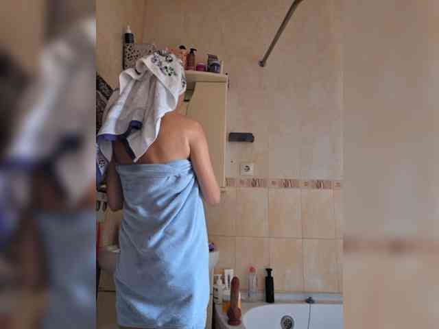 _Love-Blondi webcam