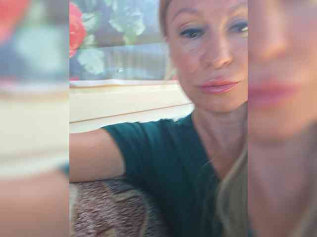 Love-Blondi webcam