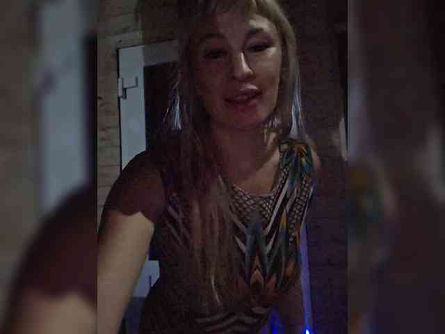 Love-Blondi webcam