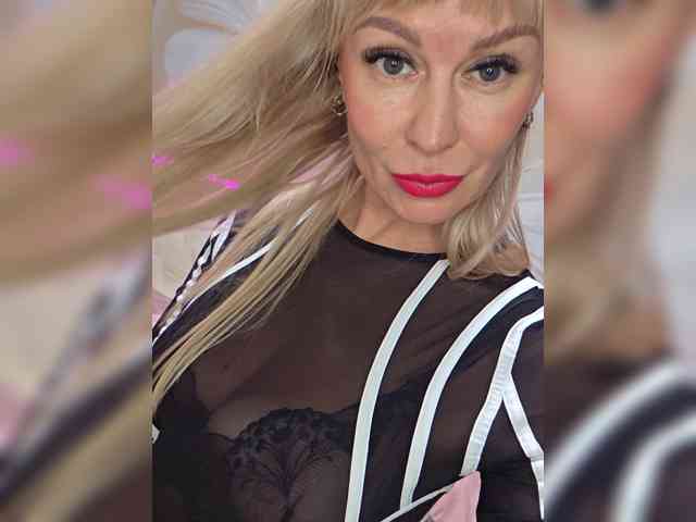 Modelo: Love-Blondi