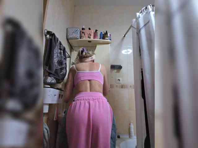 -Love-blondi webcam