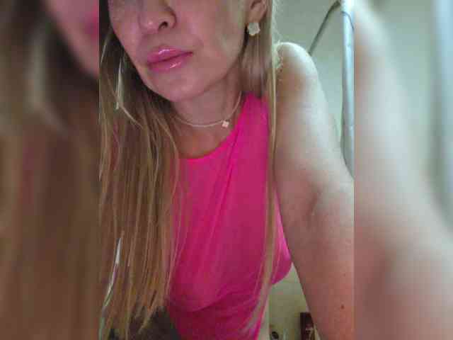 -Love-blondi webcam