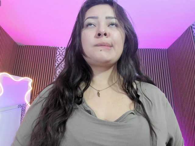 damii-tay's BongaCams show and profile