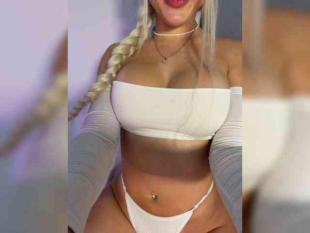 Модель: blondyy