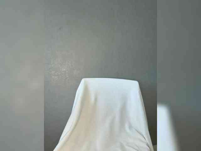 Model: bloondyy