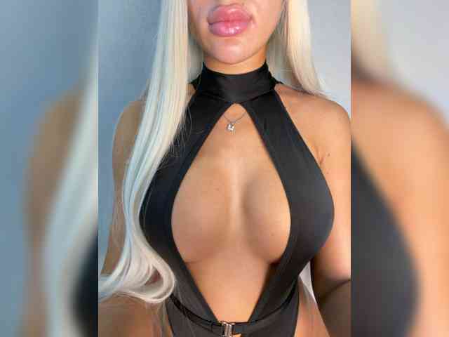 bloondyy webcam
