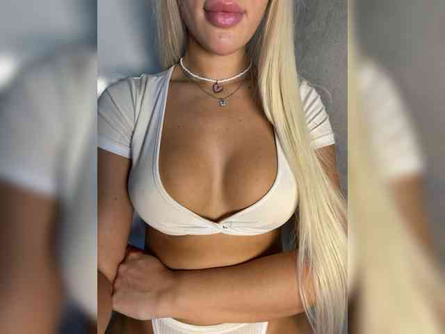 Model: bloondyy