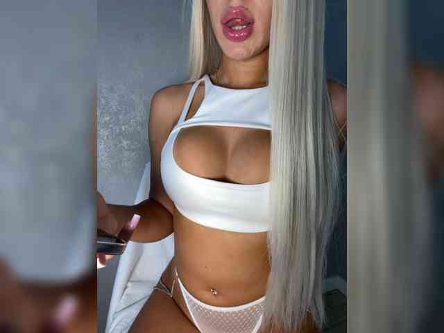 bloondyy webcam
