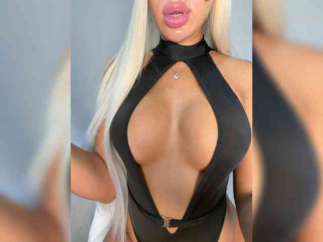 bloondyy webcam