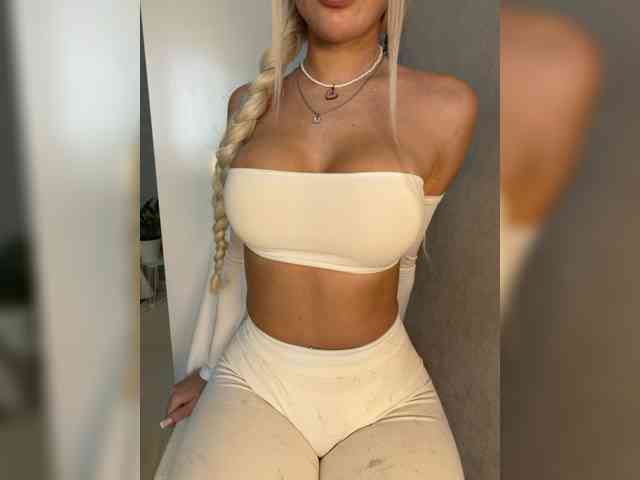 Модель: blondyy