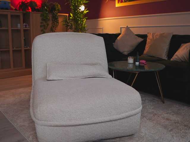 AshleysinnX's BongaCams show and profile