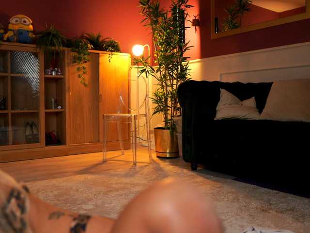 AshleysinnX live cam on BongaCams