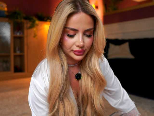 Sex chat gratuit in direct cu AshleysinnX pe BongaCams