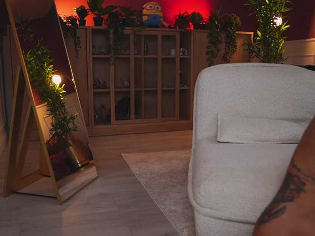 Sex chat gratuit in direct cu AshleysinnX pe BongaCams