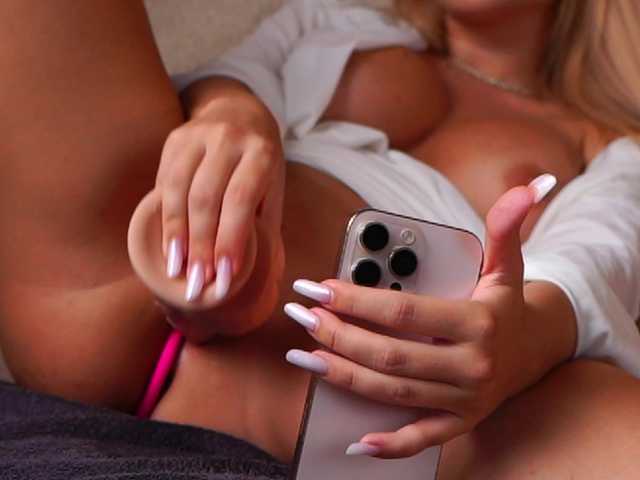 Sex chat gratuit in direct cu AshleysinnX pe BongaCams