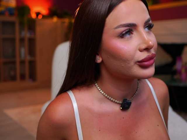 Sex chat gratuit in direct cu AshleysinnX pe BongaCams