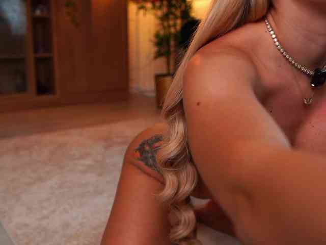 AshleysinnX webcam
