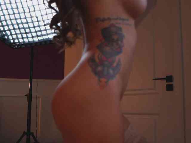 AshleysinnX webcam