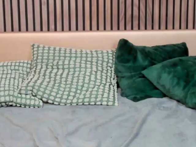 SunnyBright live webcam show