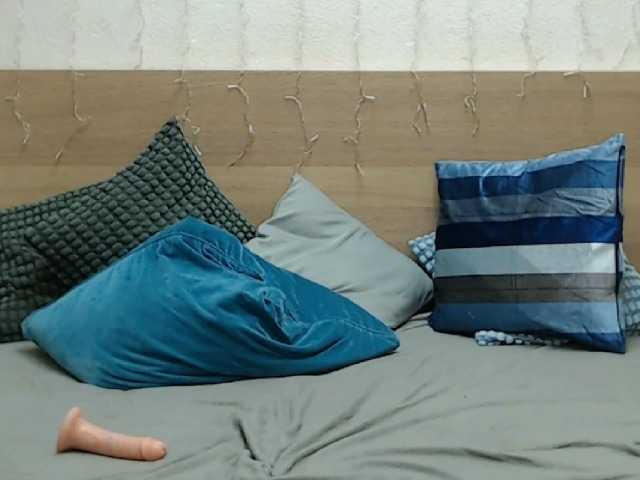 SunnyBright's BongaCams show and profile