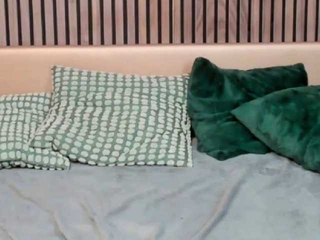 SunnyBright live webcam show