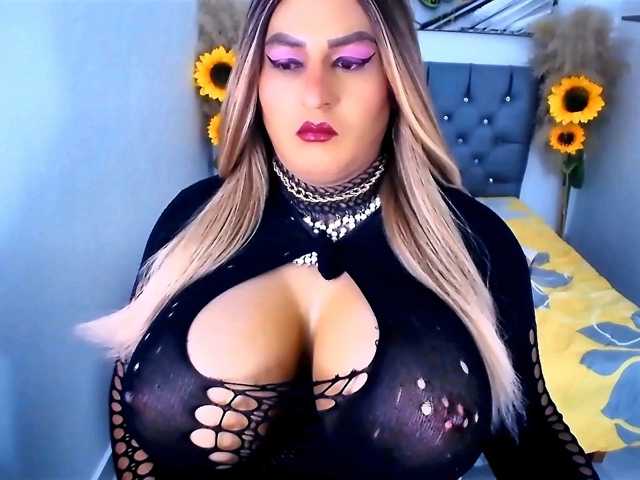 kamilabigcock
