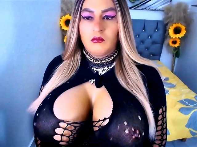 kamilabigcock