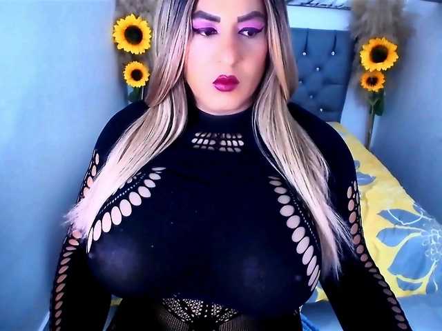kamilabigcock