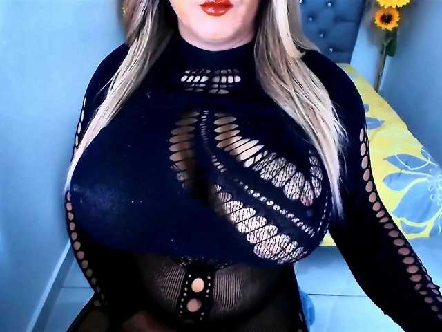 kamilabigcock