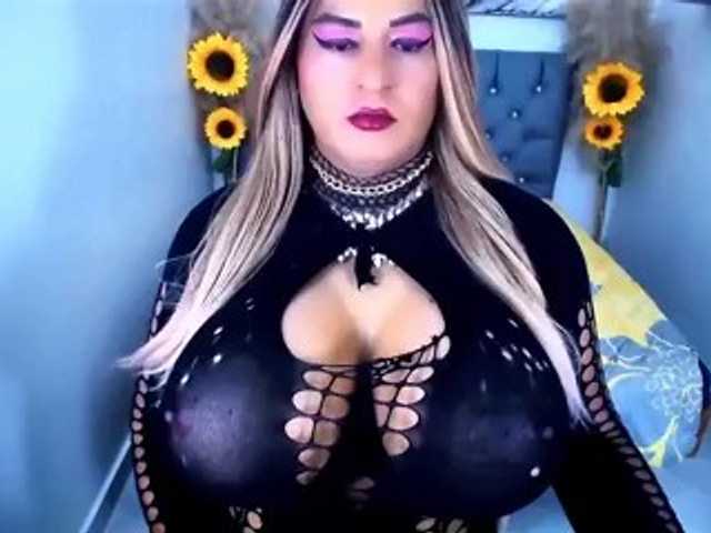 kamilabigcock