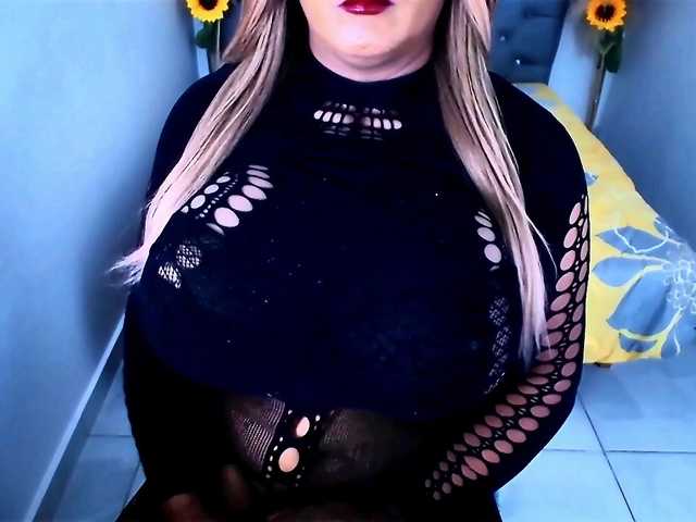 kamilabigcock
