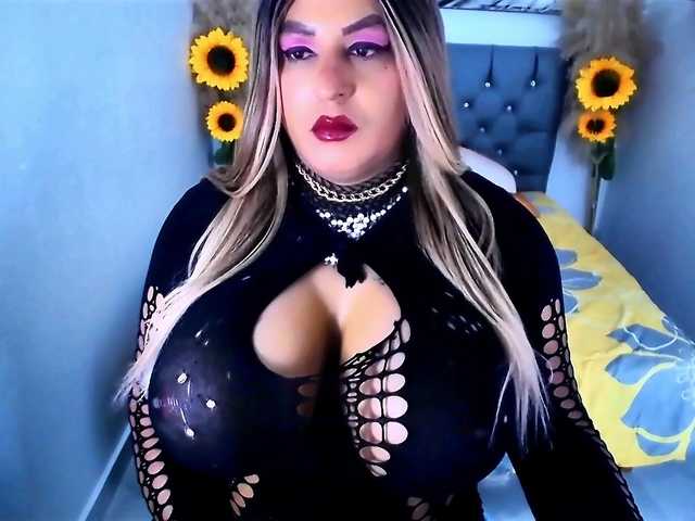 kamilabigcock