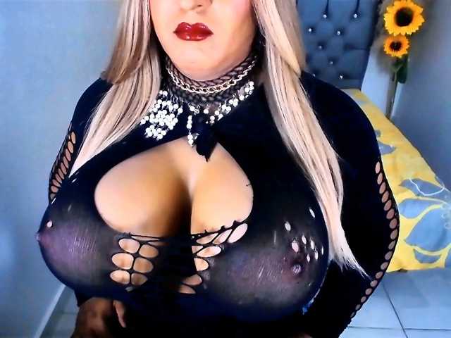kamilabigcock