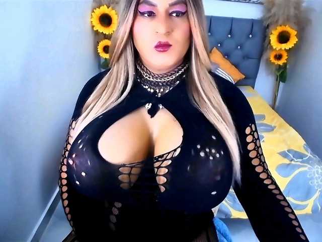 kamilabigcock
