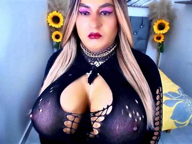 kamilabigcock