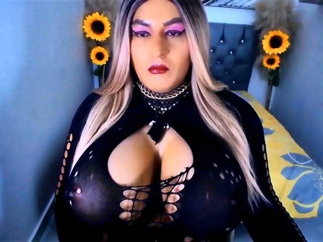 kamilabigcock
