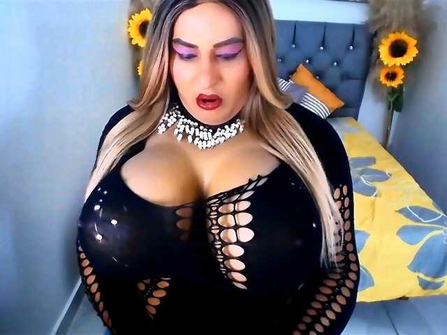 kamilabigcock