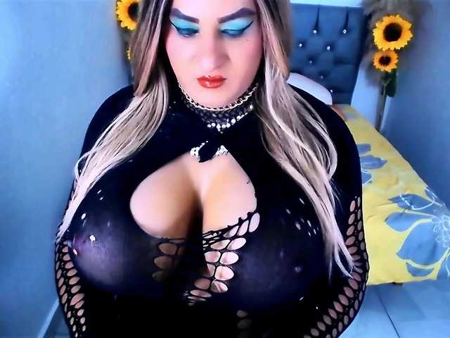 kamilabigcock