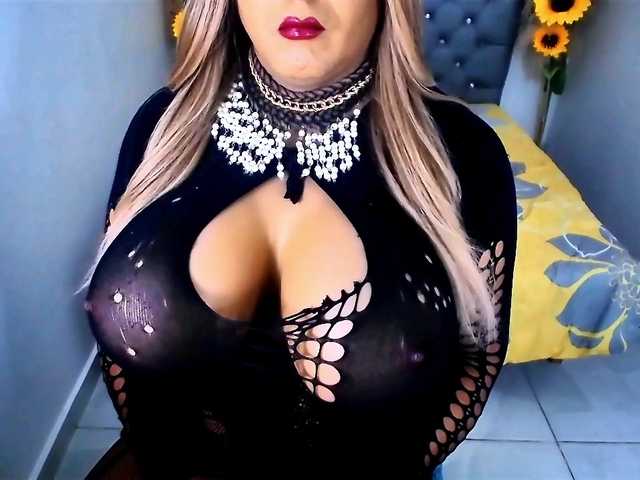 kamilabigcock