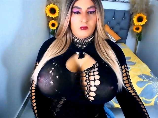 kamilabigcock