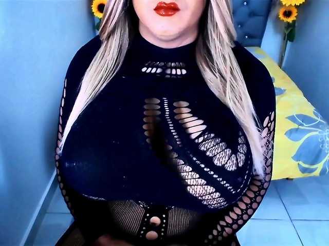 kamilabigcock